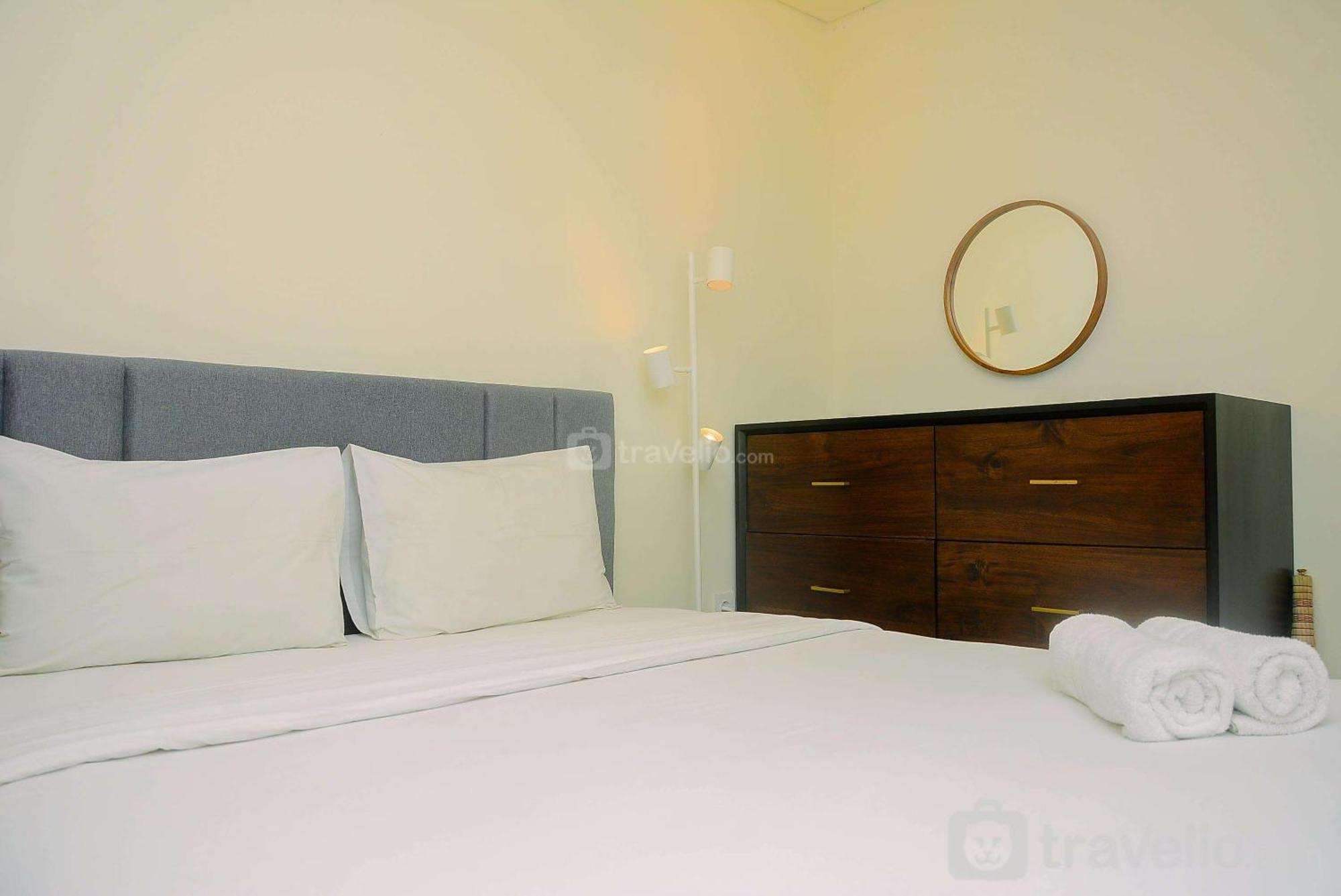 Apartemen Comfortable 2br At Meikarta By Travelio Bekasi